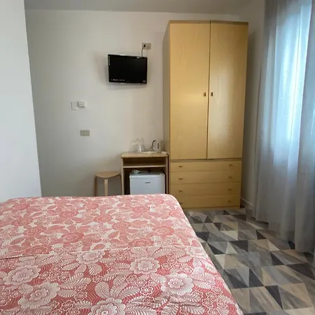 Giovanna Rooms-3